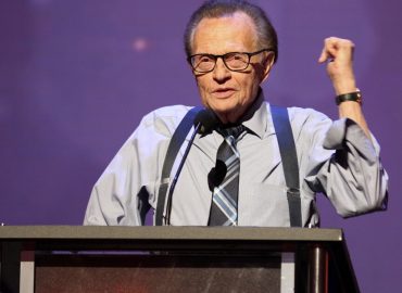 Remembering giants who died in 2021