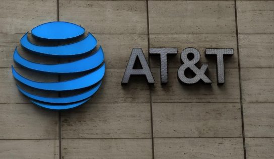 The AT&T Text Scam, Explained, and How To Avoid It