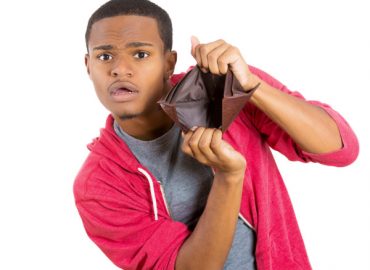 How to Avoid Online Sales Scams This Festive Season