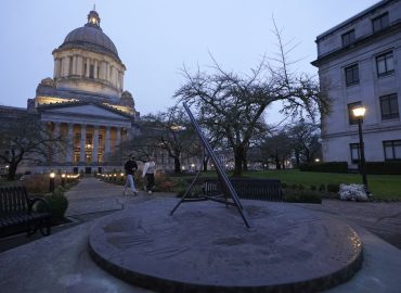 Vancouver man ran Ponzi scheme, Washington financial regulators say