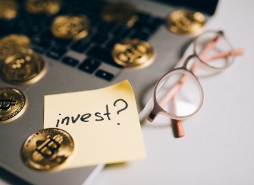 Dos and Don’ts of Investing in Cryptocurrency Stocks