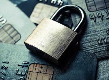 6 Credit Card Scams And How To Avoid Them – Forbes Advisor