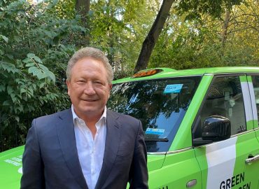 Australian mining billionaire files lawsuit against Facebook over scam ads