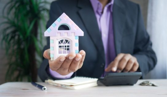 How Does a Reverse Mortgage Work? • Benzinga