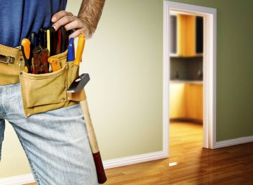 Homeowners warned of increasing contractor, service scams