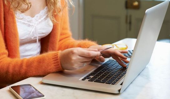 Common holiday scams to lookout for as young more likely to be victims