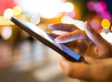 Gardaí raid ‘smishing factory’ and find 10,000 scam texts a day – linked to fake websites – were sent from phones