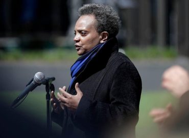 Illinois quick hits: U of I continues COVID mandates; Lightfoot police detail speeding | State