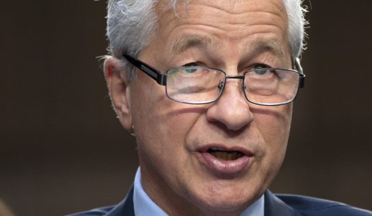 JP Morgan CEO snaps back at Rep. Tlaib on fossil fuels