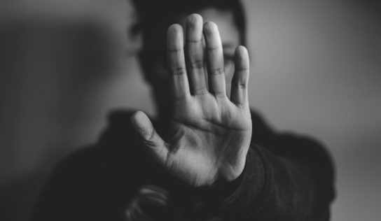 How does identity crime affect victims?