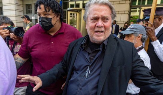 Steve Bannon to Be Charged Again Over Alleged Border Wall Scam – Rolling Stone
