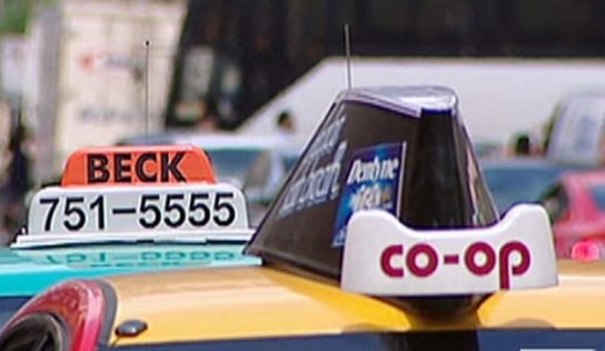 Taxi scam victims warn Torontonians to look out for fake drivers, stolen cab